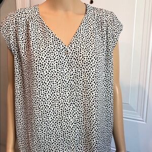 H&M Black White Sheer Tank Top Blouse Size 6